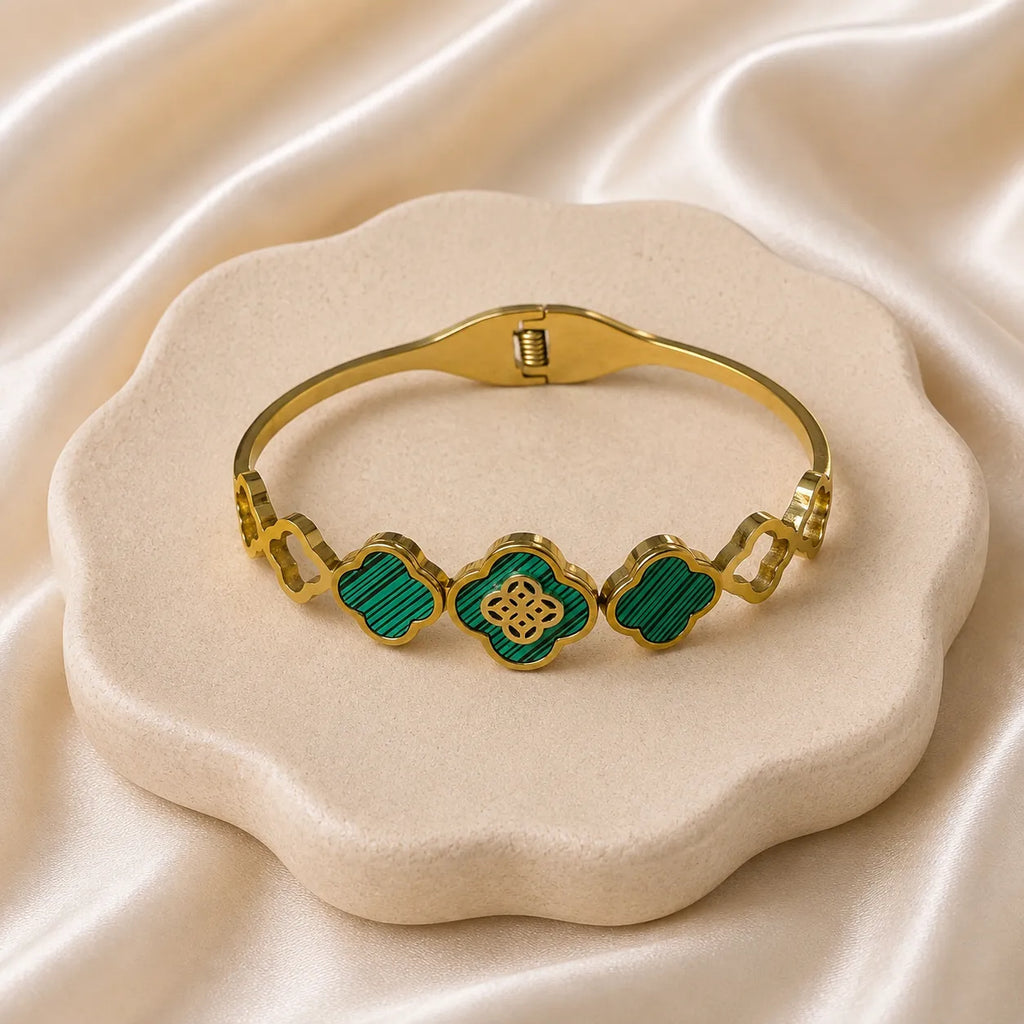 Emerald Clover Luxe Bangle