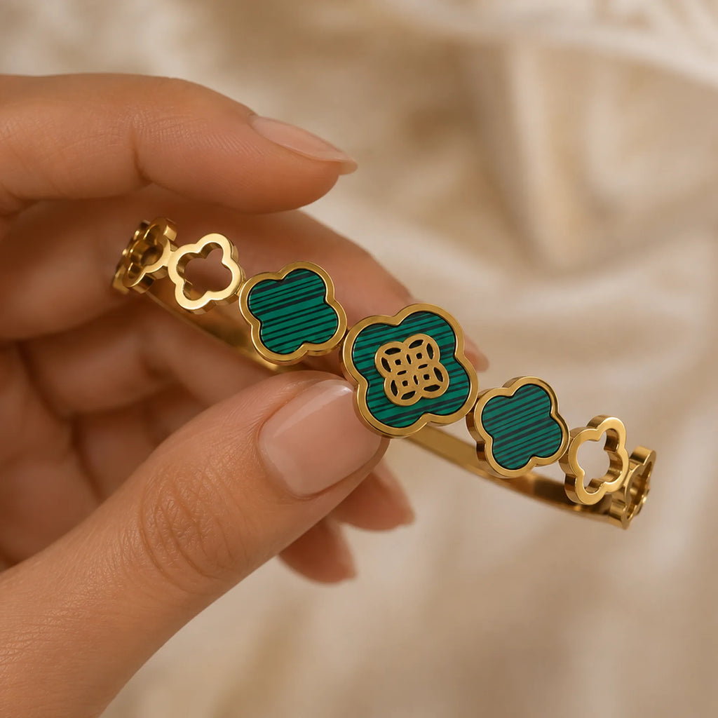 Emerald Clover Luxe Bangle
