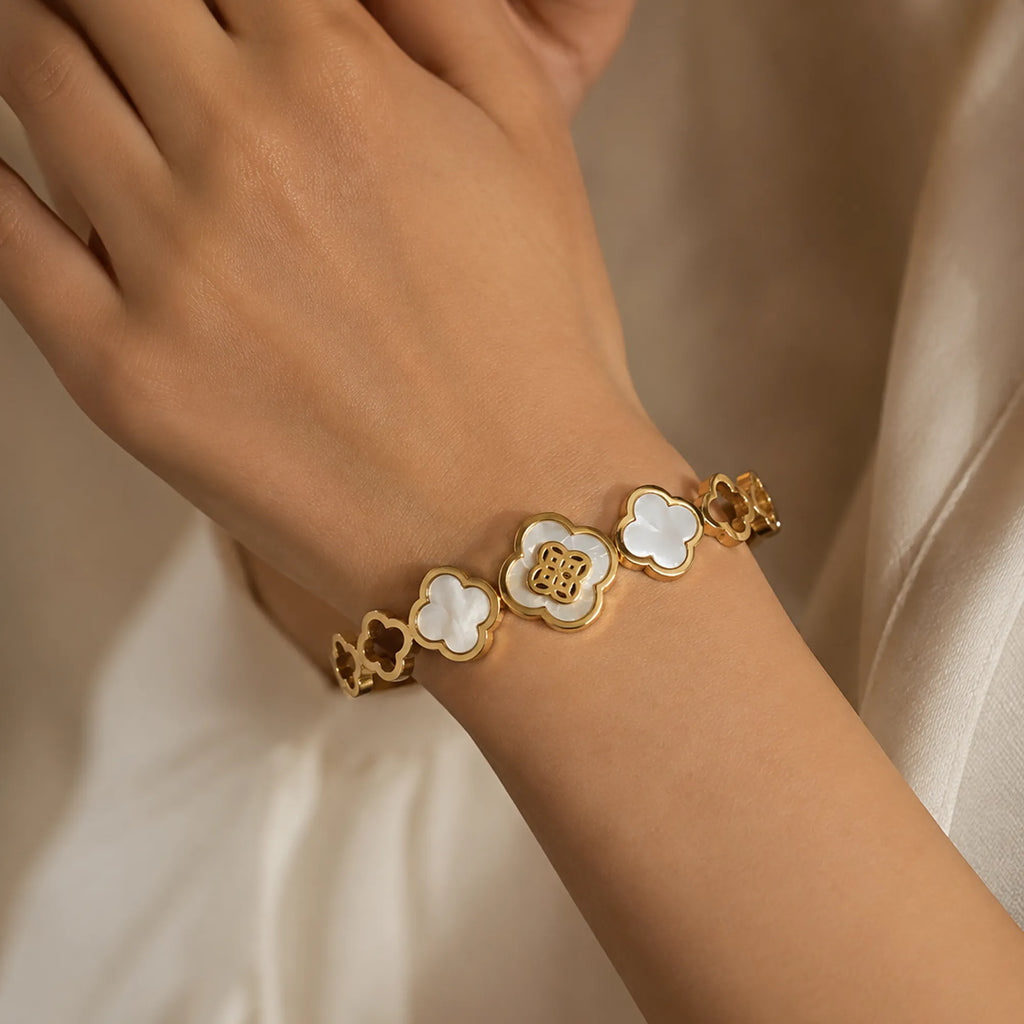 Ivory Clover Luxe Bangle
