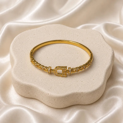 Luxe Link Horseshoe Bracelet